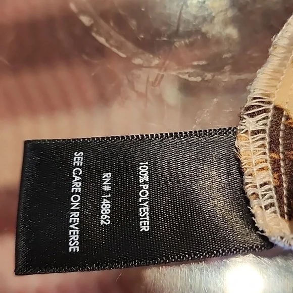 Torrid flutter sleeve animal print top 2 - Picture 5 of 8